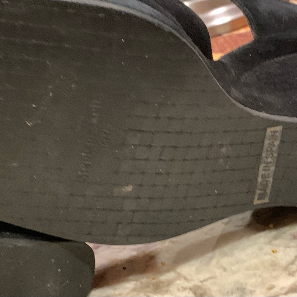 Stephen Kelian black suede, belt buckle , shoes - Picture 7 of 13